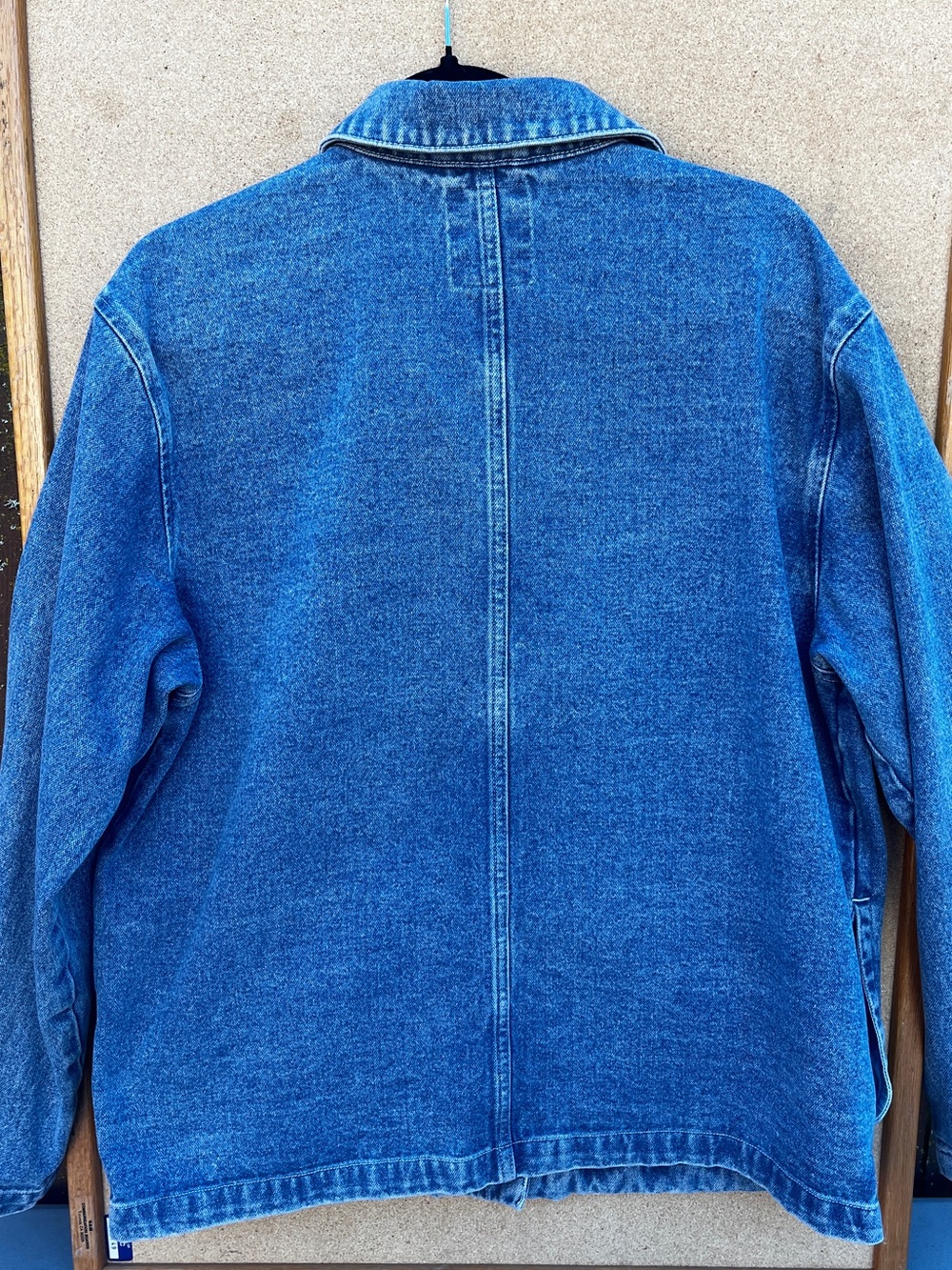 NWOT - atwyld The escapade denim jacket with 6 pockets. Size Large - Picture 4 of 7